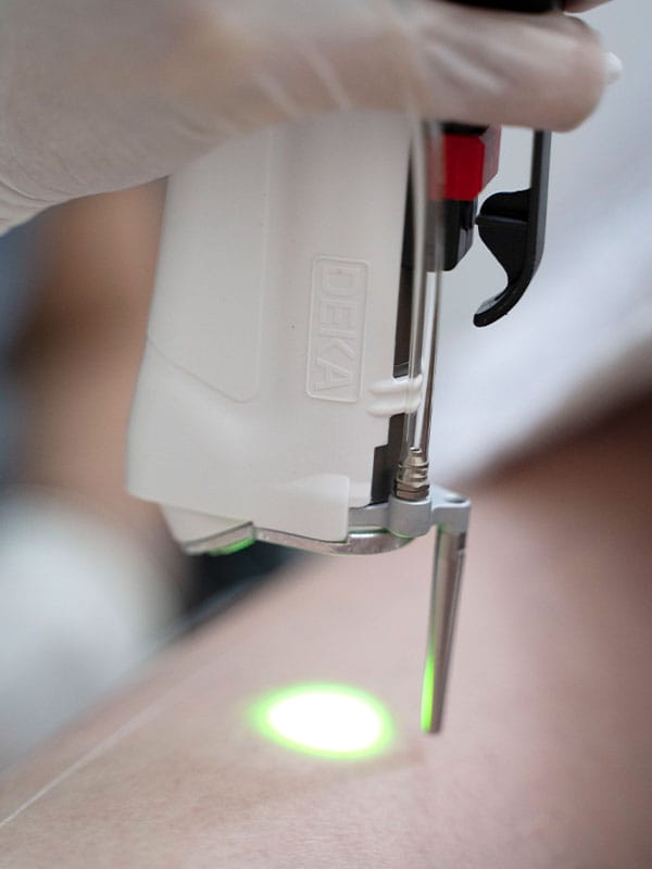 دکتر مهرداد تیموریان - متخصص پوست مو زیبایی و لیزر در گرگان متخصص پوست و مو و زیبایی در گرگان